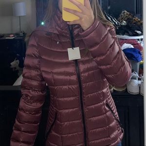 🤎maroon calvin klein slim puffer